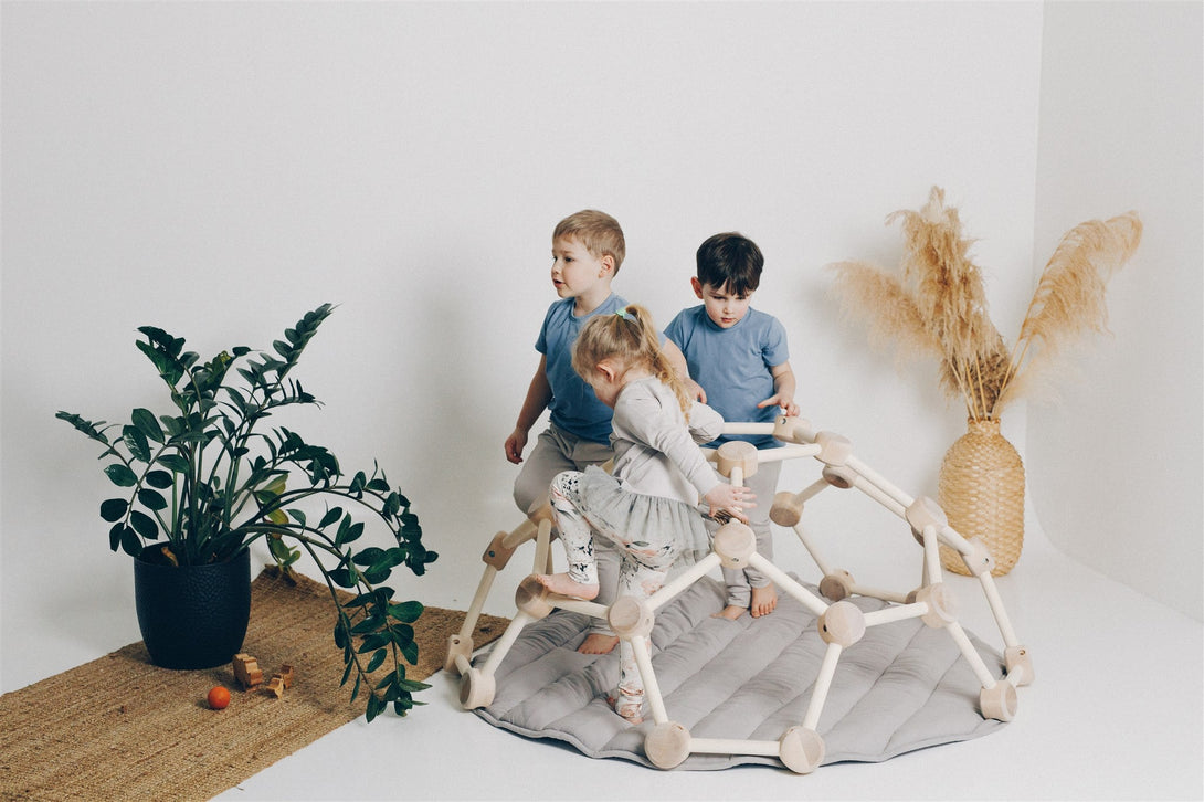 Dôme d'escalade d'intérieur en bois pour bébés et enfants • LOOVE