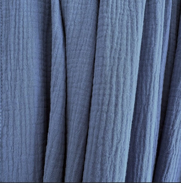 Velo da letto a capanna per tetto appuntito a forma di A in garza di cotone | Blu denim • Laramie