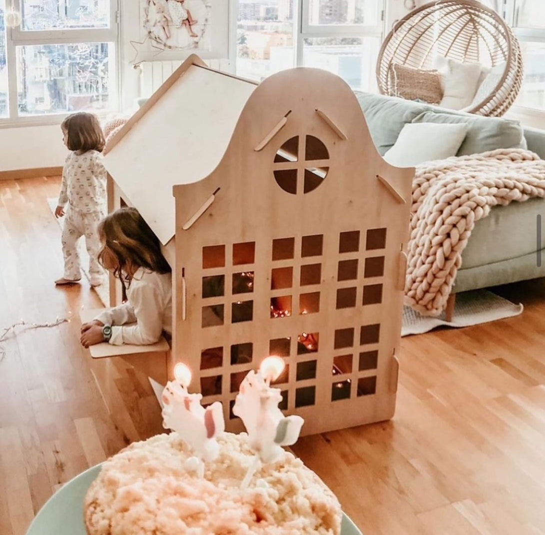 Cabane en bois d'intérieur, maisonnette pour enfants • LOOVE