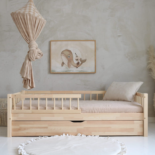 Letto singolo in legno con cassetto • Maja