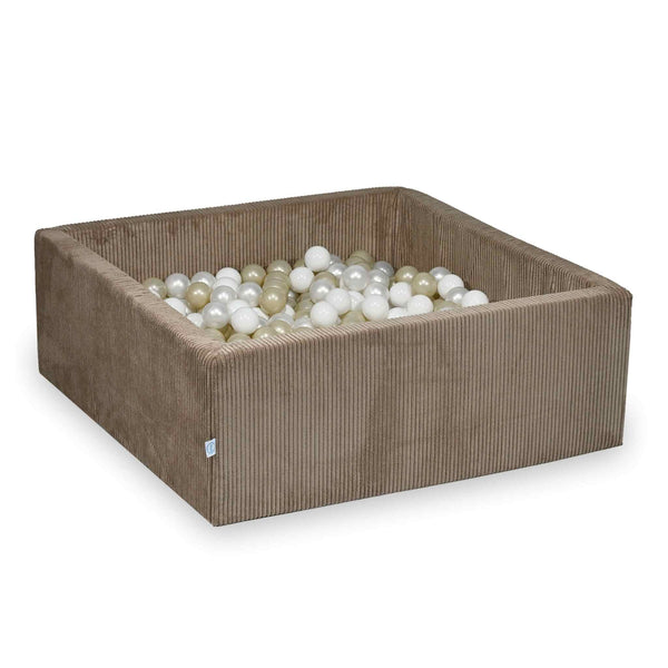 Piscina di palline quadrata in velluto a coste larghe Tobias, 2 dimensioni - Toffee | Palline a scelta