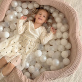 Piscine à balles Fleur 90x30 cm avec son tapis de jeu en Corduroy à larges côtes Aesthetic, 200 balles – Rose | Balles au choix