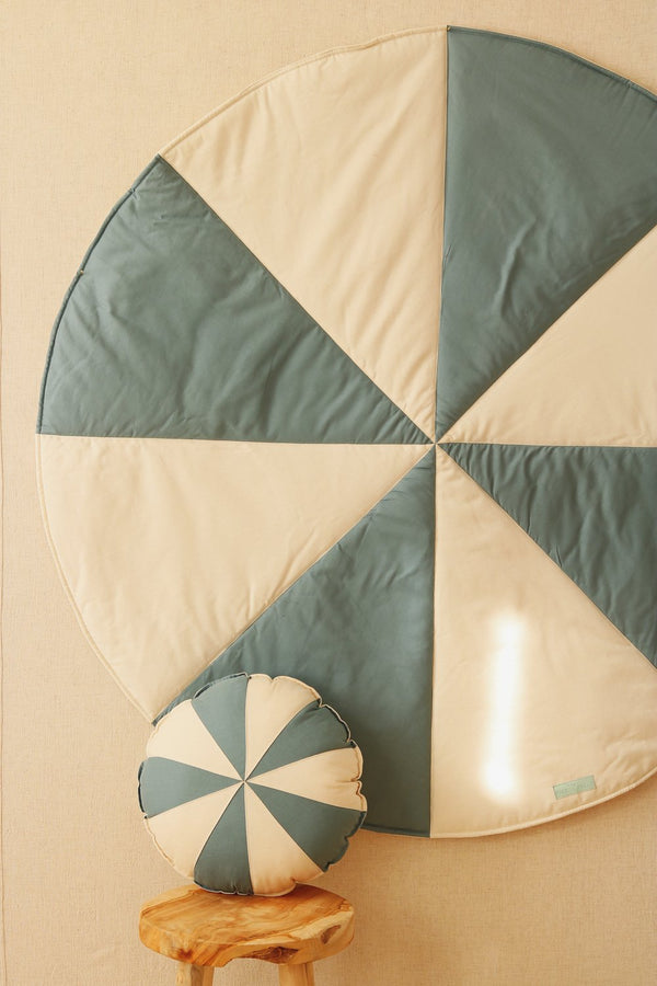 Tappeto rotondo in lino, caramelle blu • Oh