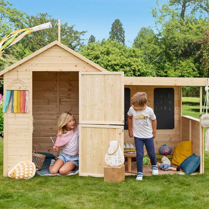 Cabane en bois, maisonnette enfants préau, tableaux • LOOVE