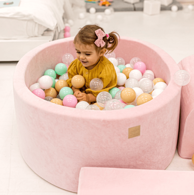 Piscine à balles ronde en velour rose pour enfants • LOOVE