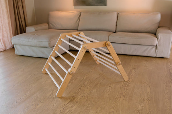 Triangle de Pikler-Lóczy évolutif et pliable en bois FSC • LOOVE