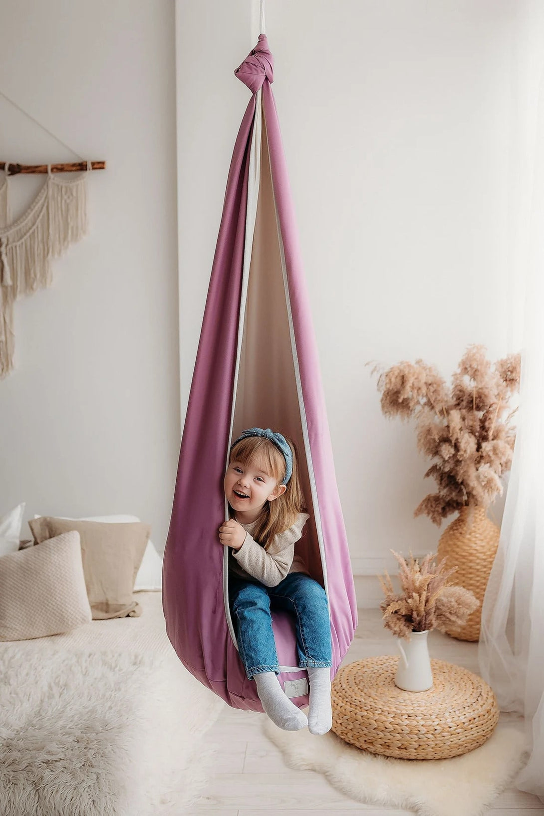 Balançoire Cocon d'intérieur pour enfant, Mauve • LOOVE