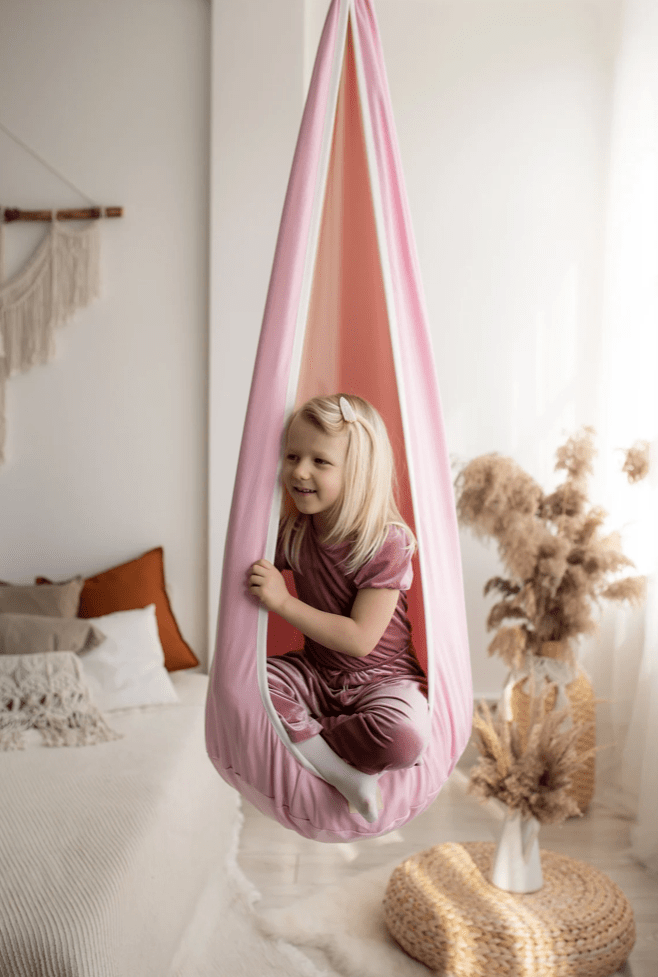 Balançoire Cocon pour enfant, Rose • LOOVE