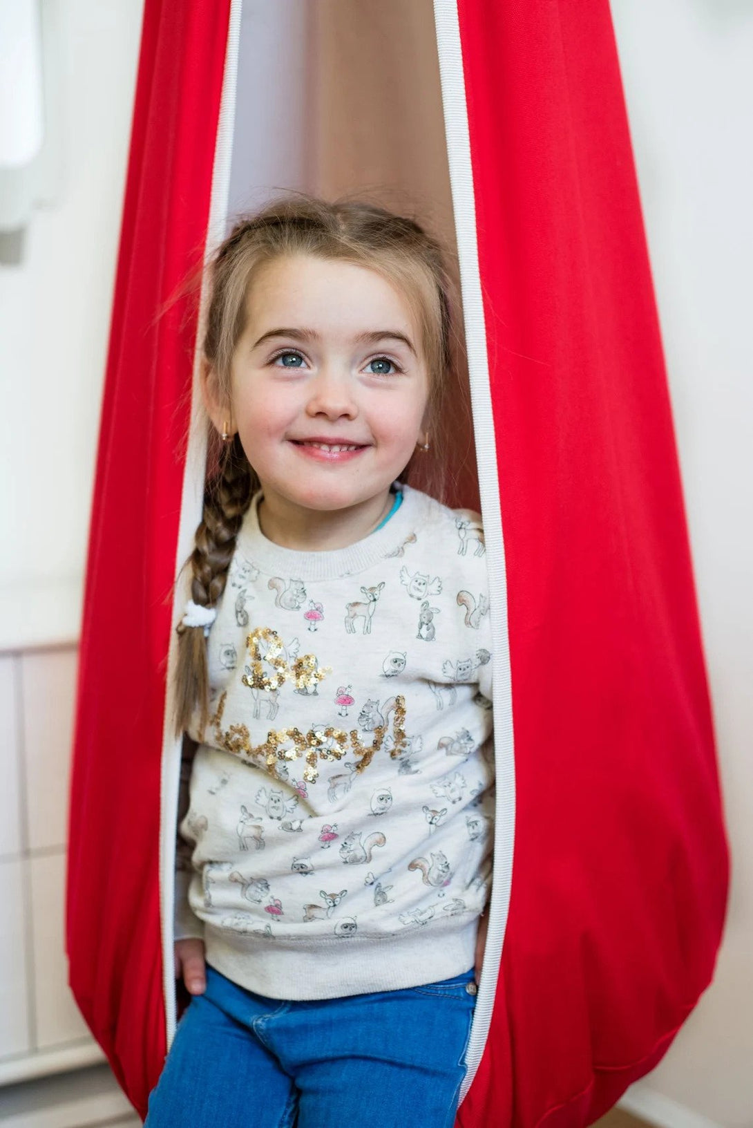 Balançoire Cocon d'intérieur pour enfant, Rouge • LOOVE