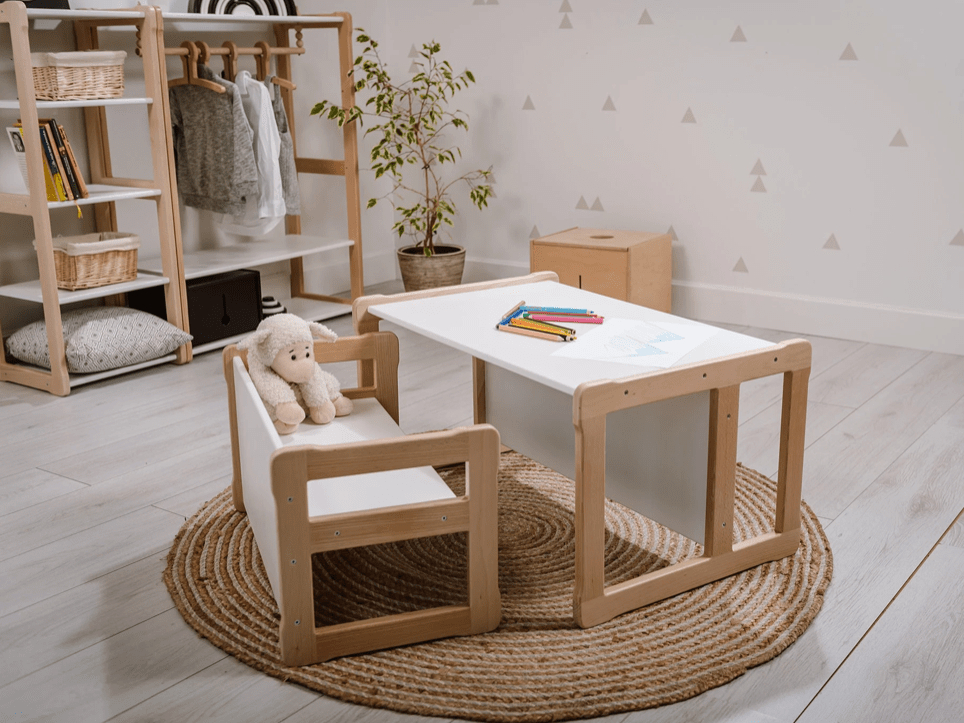 Bureau enfant & chaise en bois
