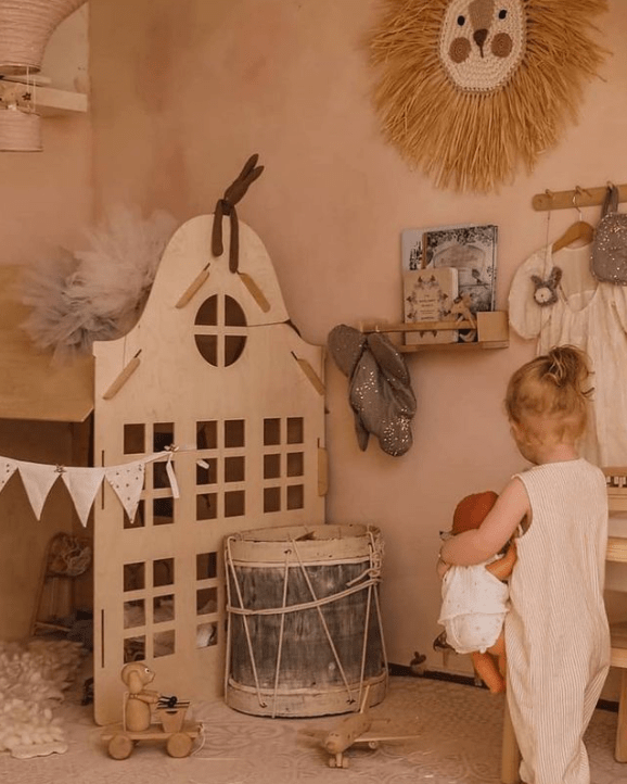 Cabane en bois d'intérieur, maisonnette pour enfants • LOOVE