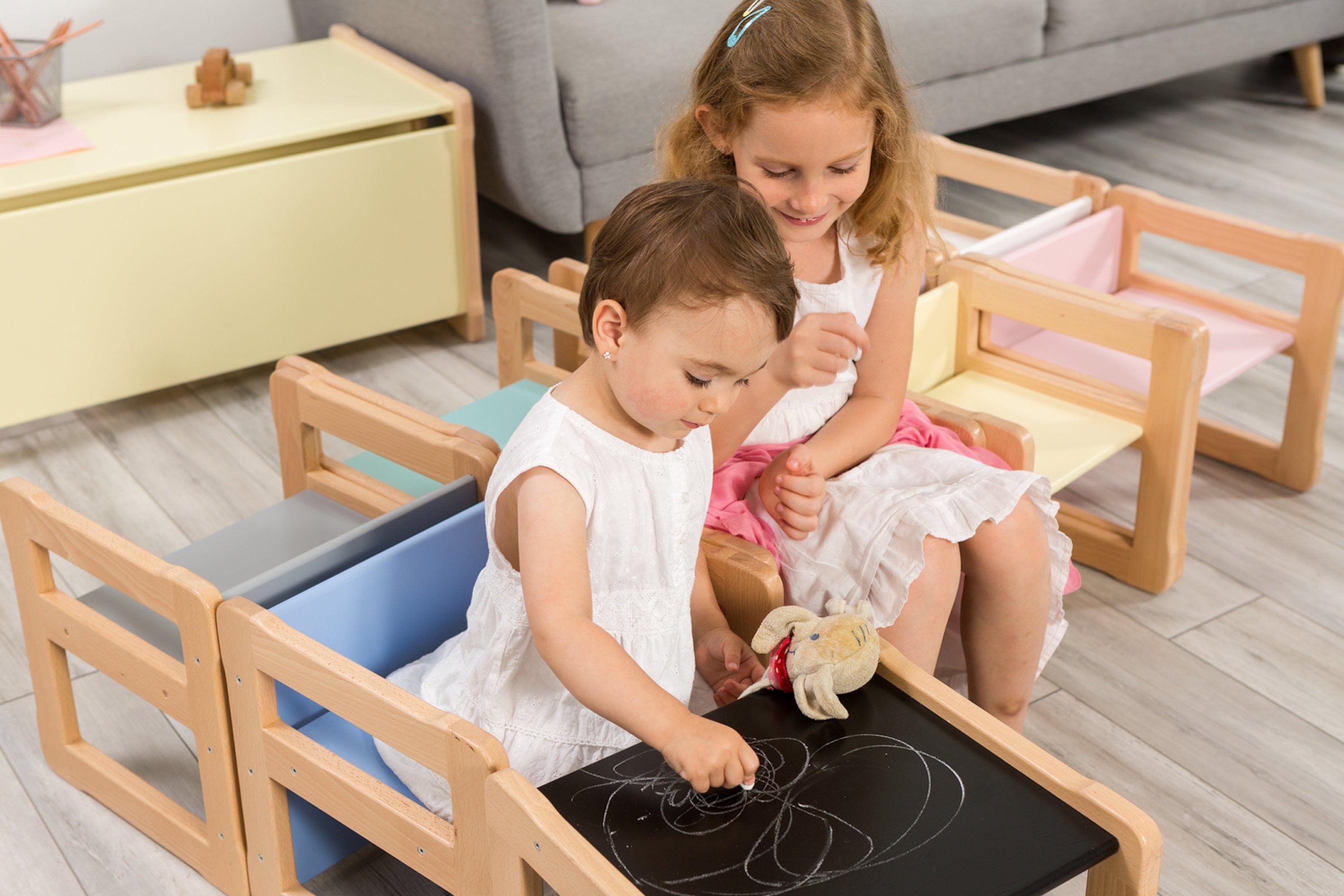 Chaise évolutive - Tour Montessori pour l'enfant – Beige – Goodevas