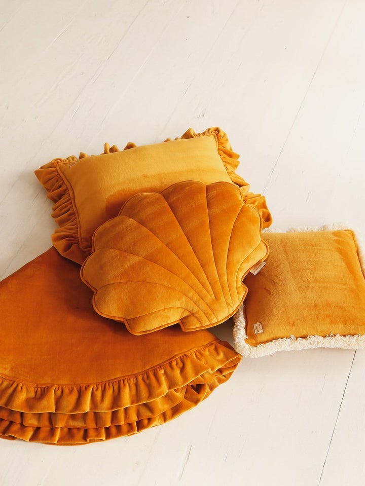 Coussin coquillage en velour OEKO-TEX • LOOVE