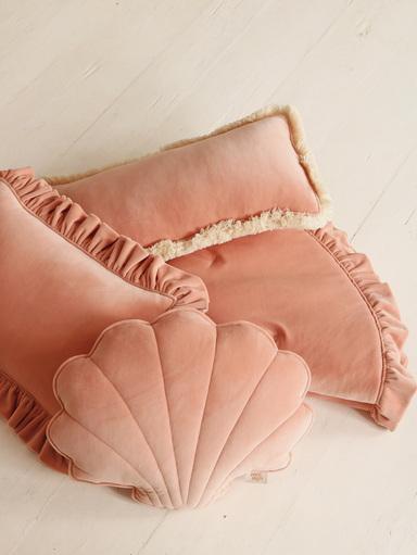 Coussin coquillage en velour OEKO-TEX • LOOVE