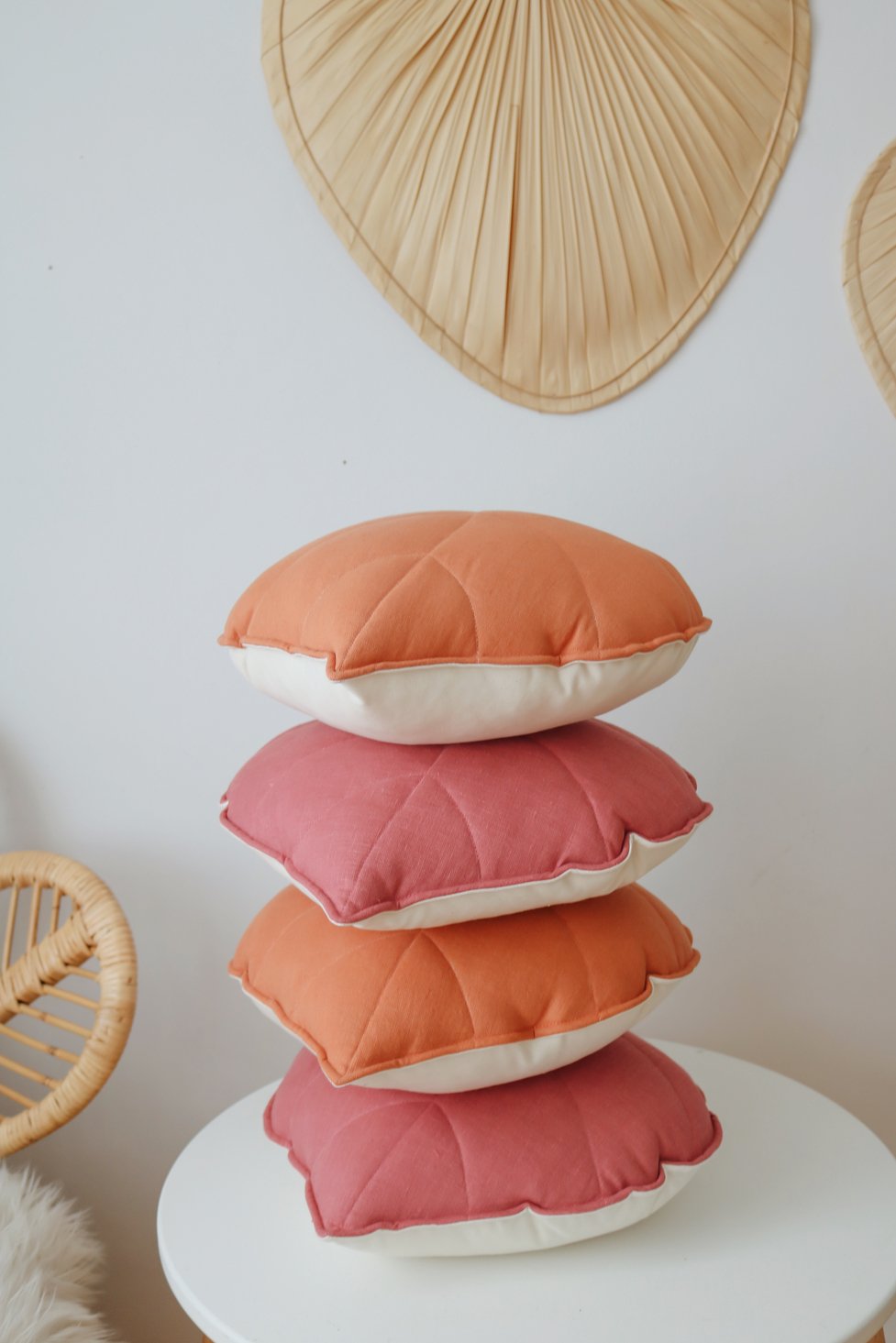 Coussin feuille en velour ou lin OEKO-TEX • LOOVE