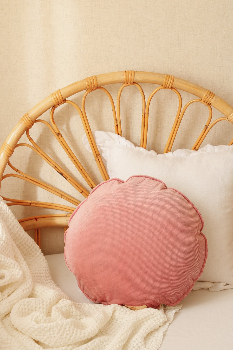 Coussin soleil ou lune OEKO-TEX, pour chambre d'enfant • LOOVE