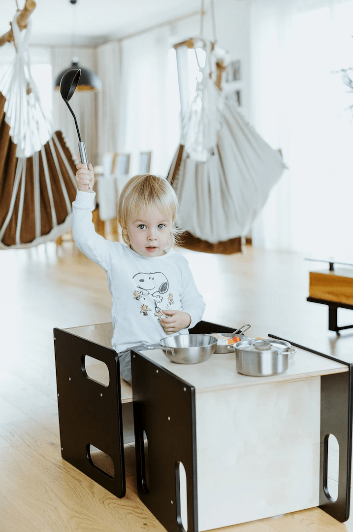 Ensemble bureau cube évolutif, chambre Montessori • LOOVE