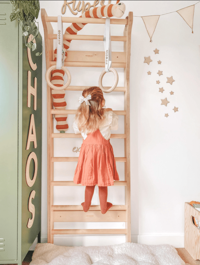 Espalier Suédois pour chambre d'enfant, parcours de motricité • LOOVE