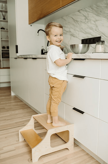 Marchepied en bois pour enfant et parents • LOOVE