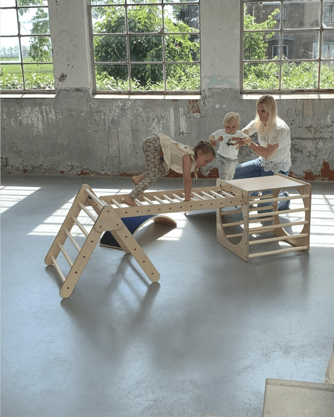 Cube de Pikler en bois, parcours de motricité • LOOVE