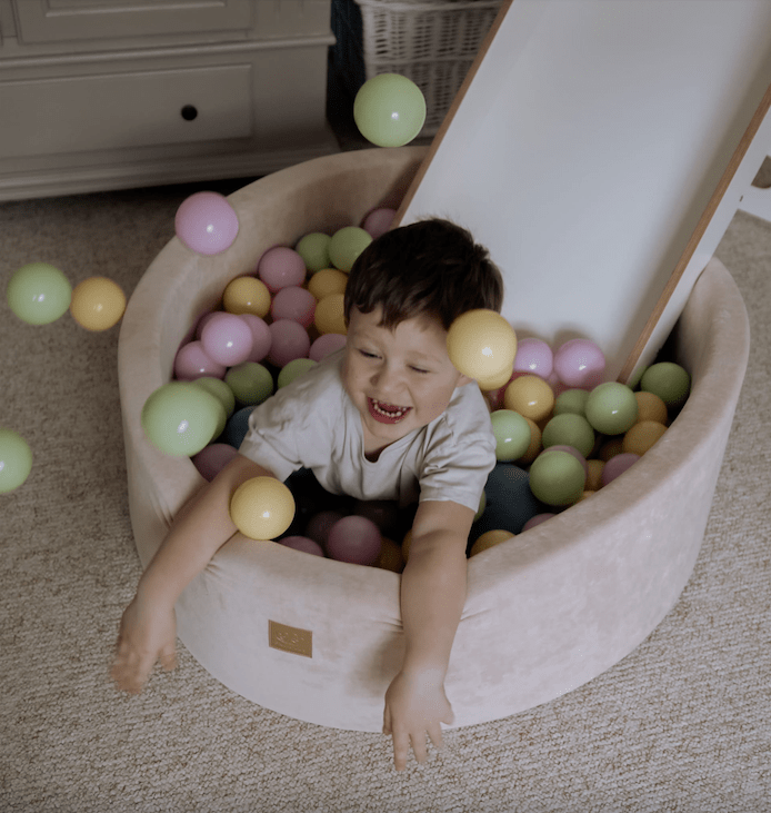 Piscine à balles ronde en velour beige pour enfants • LOOVE