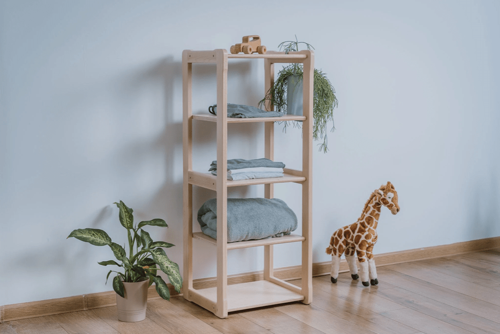 Porte-vêtements en bois Montessori pour enfant • LOOVE