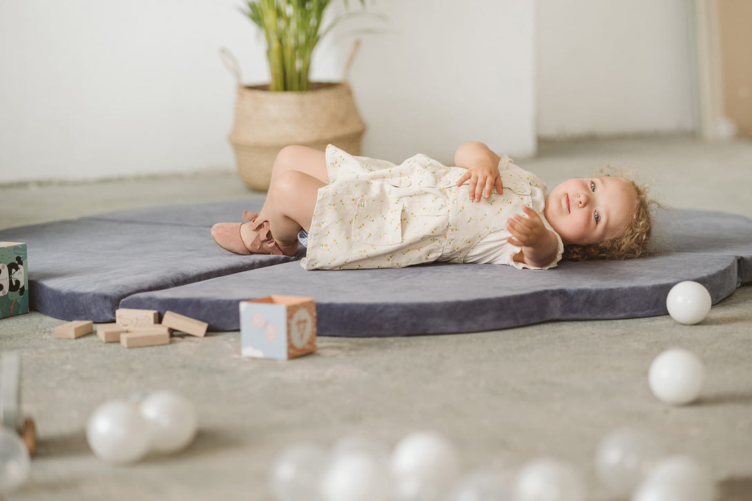 Tapis de jeu Nuage en mousse, Bleu gris • LOOVE